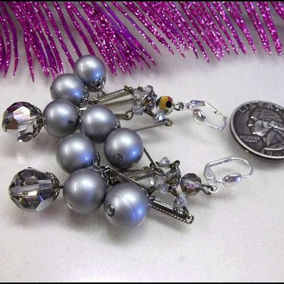 1950s Great Grey Pearl Crystal Chandelier Vintage Pierced Earrings - Picture 6 of 6